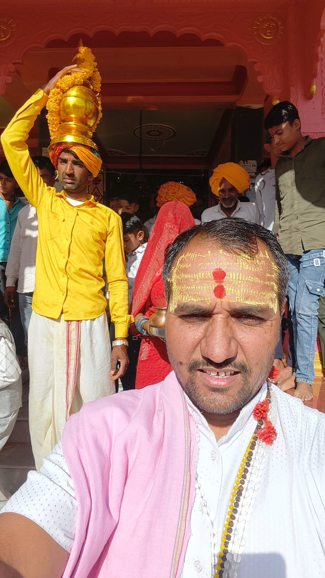 Ujjain pandit सूर्य यज्ञ शिखर प्रतिष्ठा महोत्सव पिपलिया हरजीउज्जैन